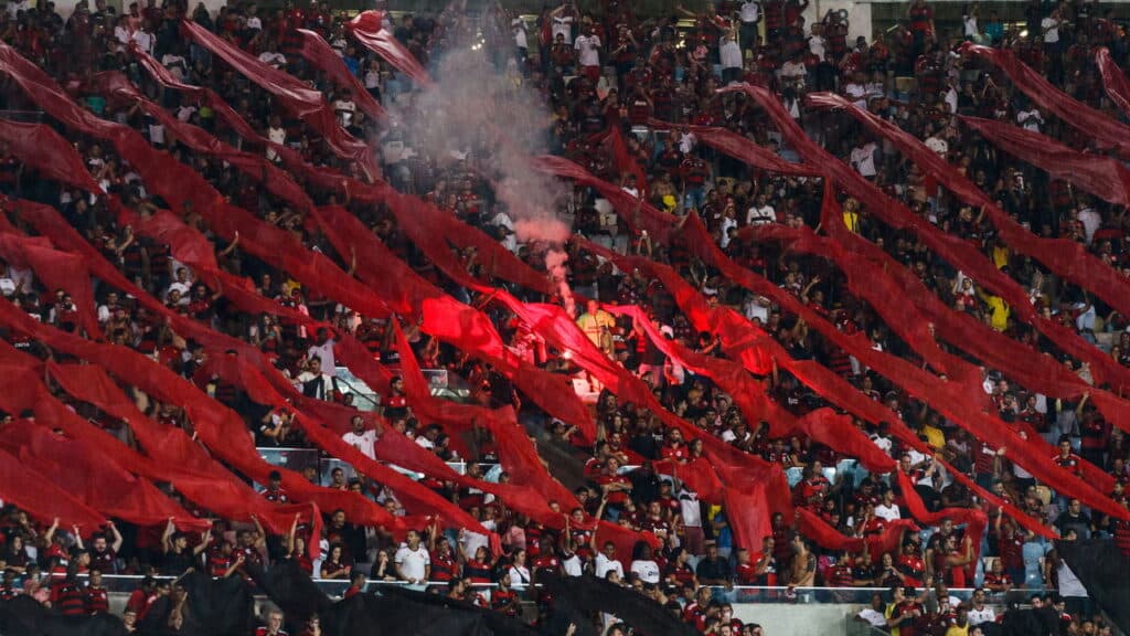 Torcida do Flamengo - Créditos: depositphotos.com / thenews2.com