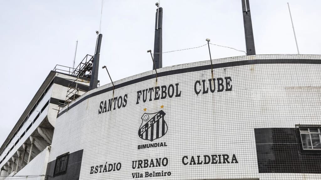 Estádio Urbano Caldeira - Créditos: depositphotos.com / casadaphoto
