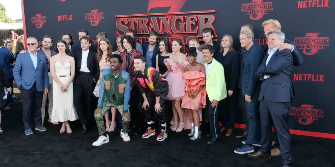Mark Withers, famoso ator de Stranger Things, morre aos 77 anos
