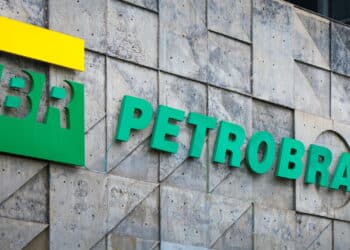 Petrobras enfrenta multas ambientais que já passam de R$ 777 milhões no Ibama