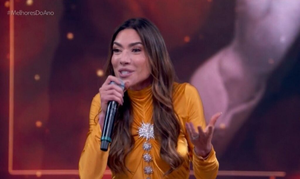 Patrícia Abravanel leva alfinetada ao vivo no Troféu Imprensa e web reage