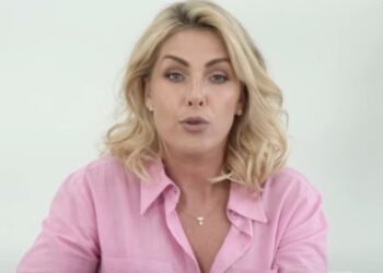 Ana Hickmann quebra silêncio e desabafa sobre o ex: "Me agredindo"