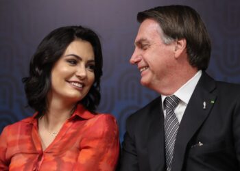 Michelle cancela ida a ato com Bolsonaro no RJ; veja motivo