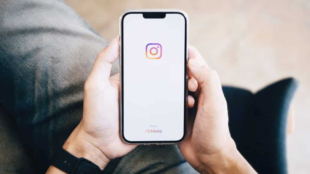 Nova mudança nos vídeos do Instagram causa surpresa entre usuários, entenda