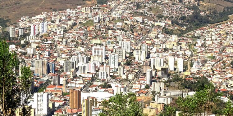 Vista da Cidade de Poços de Caldas - Foto: Wikipedia Commons