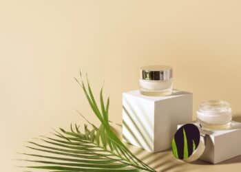 Imagem de cosméticos - Créditos: depositphotos.com / KateNovikova