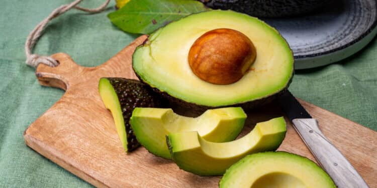 Quase ninguém sabe mas esta é a forma de conservar o abacate corretamente e evitar que estrague rápido