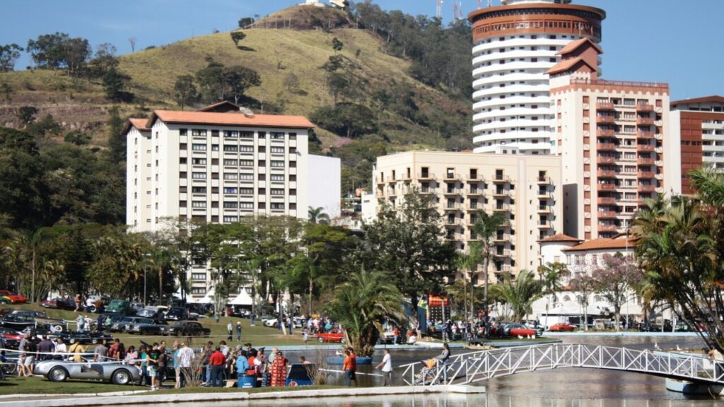 Moradores de cidadezinha ficam alarmados com mudança de Suzane von Richthofen