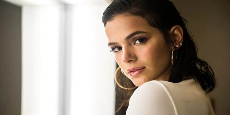 Bruna Marquezine revela problema de saúde após desconforto e recebe diagnóstico; entenda