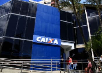 Caixa quebra o silêncio após bancário desviar milhões e 'torrar' no jogo do tigrinho