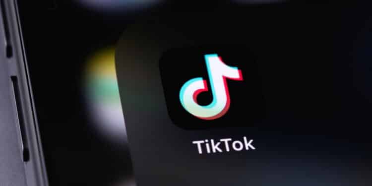 Empresário americano propõe US$ 50 bilhões para adquirir o TikTok