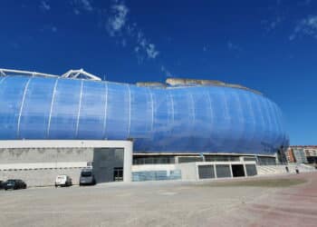 Estádio Municipal de Anoeta, denominado Reale Arena, recinto desportivo situado em San Sebastián e sede da Real Sociedad de Futebol - Créditos: depositphotos.com / Fotoadicta