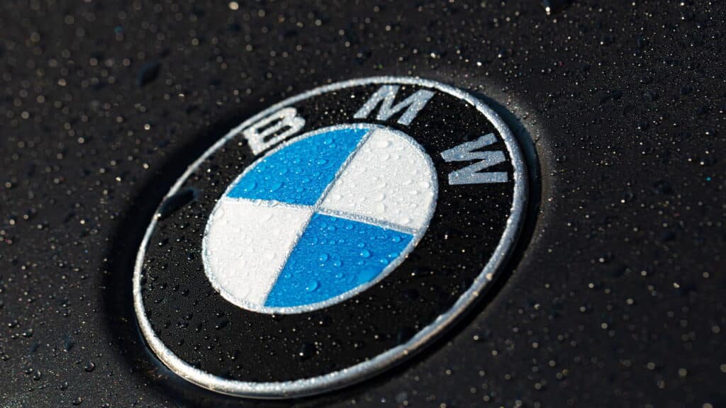 BMW - Créditos: depositphotos.com / Ruslan-Lytvyn