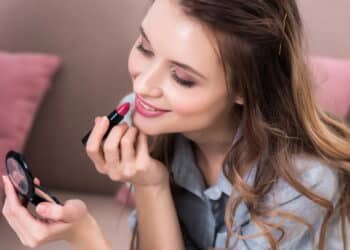 As famosas aprovaram! Tendências de beleza que estão em alta