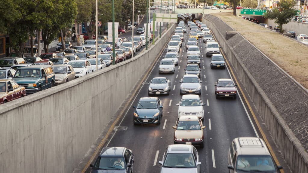 Os motoristas que não respeitarem essa distancia vão levar multa em 2025!