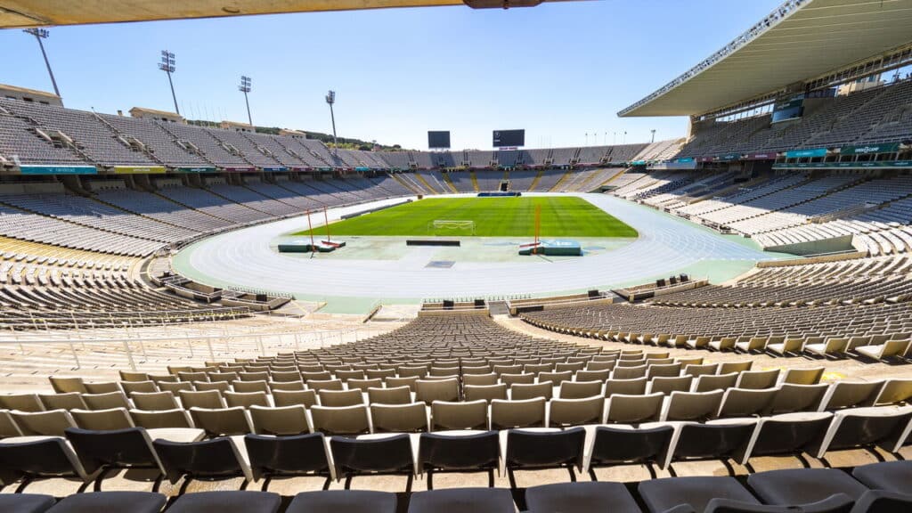 Estádio Olímpico Lluís Companys - Créditos: depositphotos.com / stbaus7