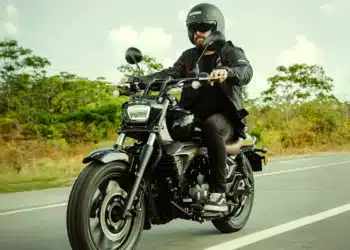 Se você busca desempenho e praticidade em uma moto, essa é para você!