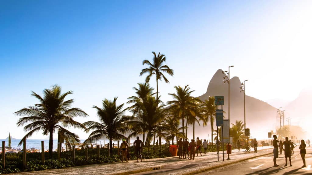 As praias brasileiras que chocaram no ranking mundial de 2025