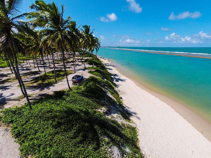 Duas praias brasileiras entre as melhores do mundo e uma delas pode te surpreender