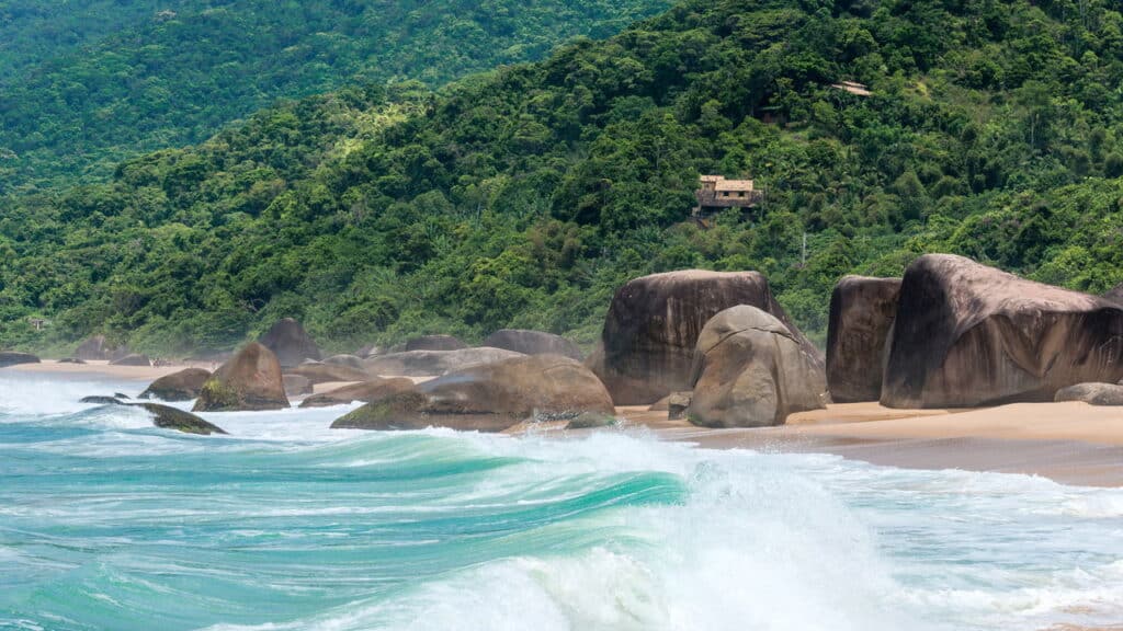 Praia de Trindade - Paraty, estado do Rio de Janeiro
 - Créditos: depositphotos.com / xura