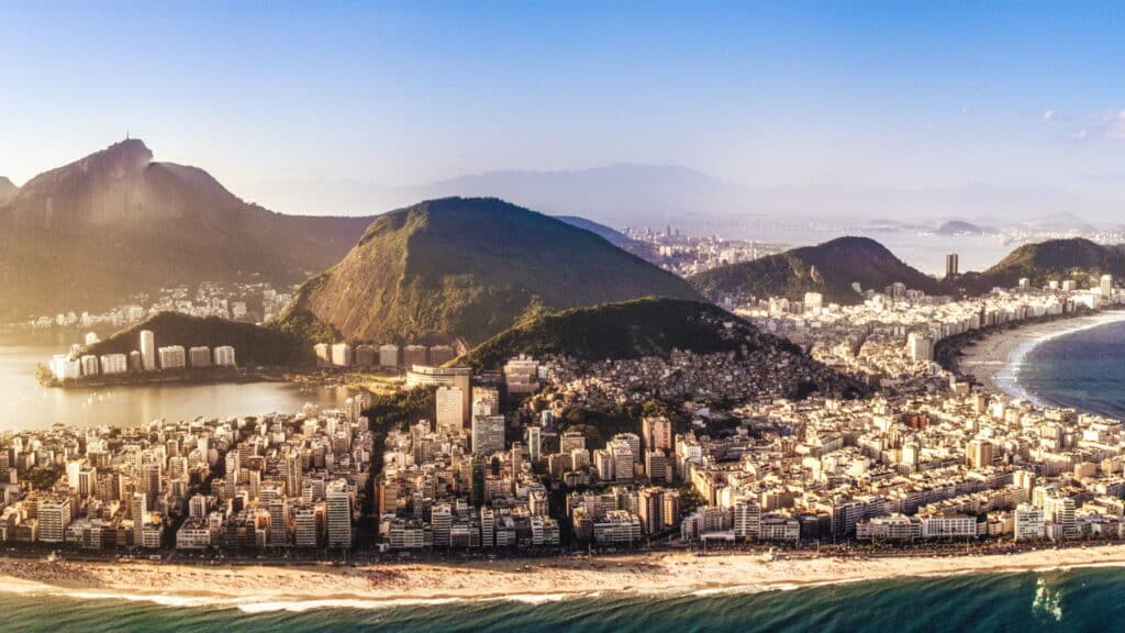 Surpresa no ranking! Duas praias brasileiras estão entre as melhores do mundo em 2025