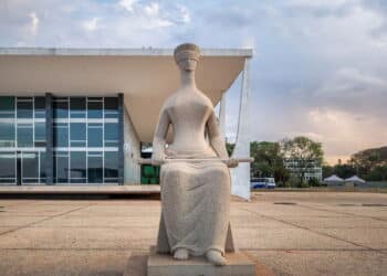 STF permite que servidores sem concurso sejam efetivados no Brasil!