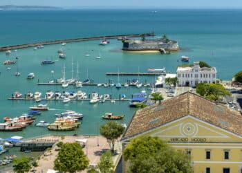 Os 5 destinos no Brasil que são melhores para viajar sozinho do que ir para a Europa!