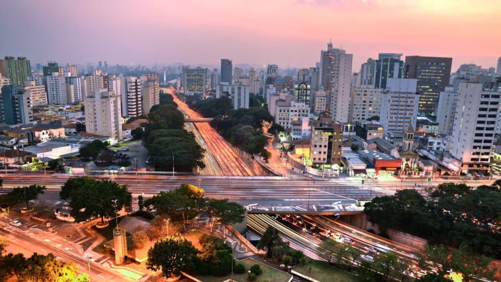 Essas são as cidades onde dirigir para o trabalho é um pesadelo!