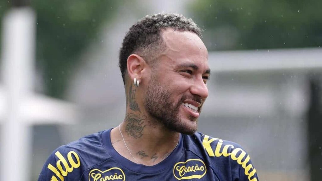 Neymar em treino pelo Santos — Foto: Instagram / @neymarjr