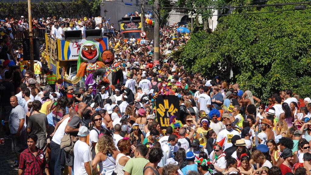 Com essa dicas, você vai aproveitar o carnaval com saúde e segurança!