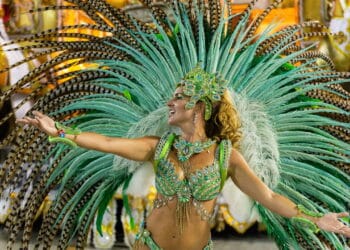 Carnaval no Rio de Janeiro - Créditos: depositphotos.com / celsopupo