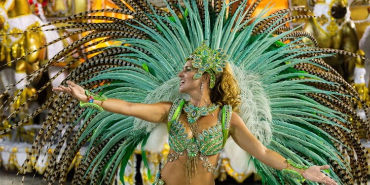 Carnaval no Rio de Janeiro - Créditos: depositphotos.com / celsopupo