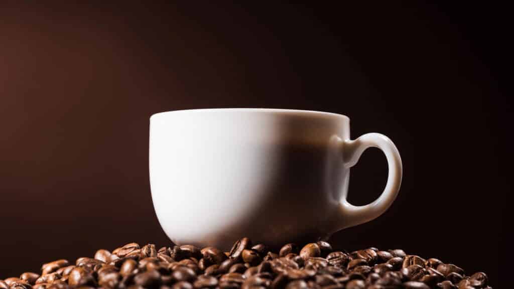 Café - Créditos: depositphotos.com / EdZbarzhyvetsky