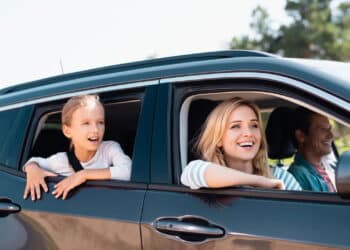 Se você tem uma família grande, estes são os carros ideias para você!