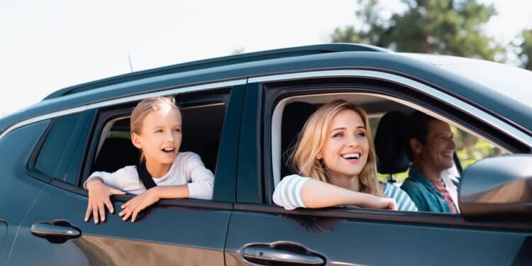 Se você tem uma família grande, estes são os carros ideias para você!