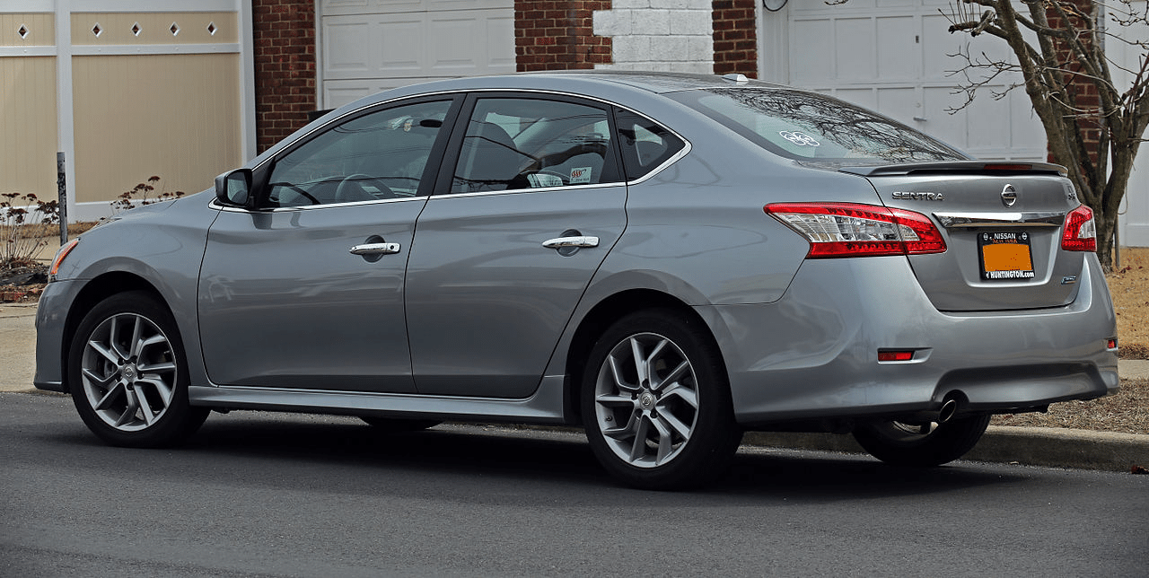 Nissan Sentra 2013— Foto: Wikipedia Commons