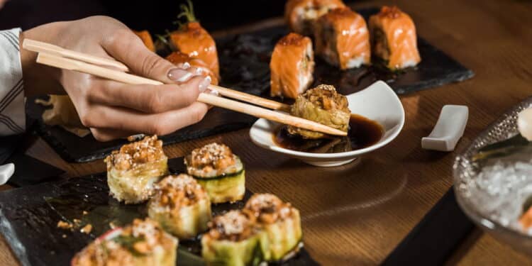 CUIDADO! Comer sushi todos os dias pode ser prejudicial à sua saúde