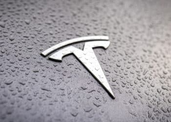 Vendas da Tesla caem na Europa. Entenda o real motivo por trás disso!