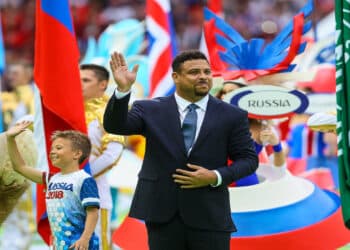 Ronaldo surpreende, abandona corrida pela presidência da CBF e revela motivo