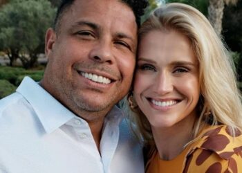Esposa de Ronaldo quebra o silêncio após polêmica retirada de candidatura à CBF