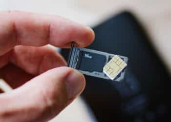Adeus aos chips físicos? Saiba o futuro do seu número de celular com novas mudanças