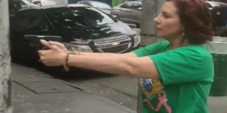 STF encerra processo e Zambelli deve começar a cumprir pena