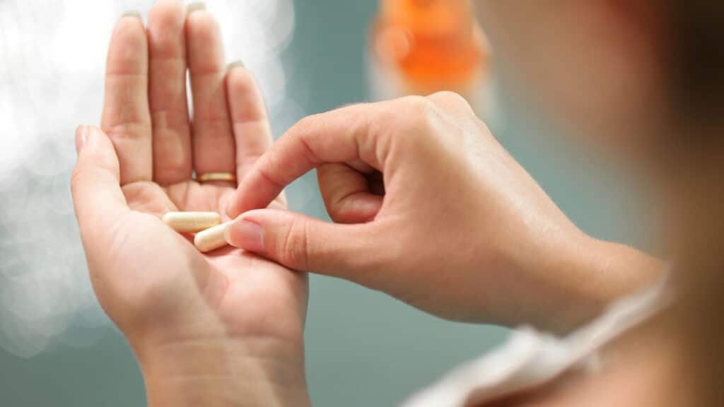 Anvisa divulga lista de suplementos proibidos; fique atento e veja quais