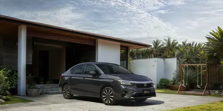 Honda City e Toyota Etios: símbolos de confiabilidade japonesa