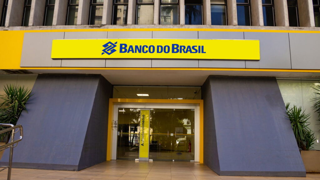 Brasileiros com contas abertas no Banco do Brasil, Caixa Econômica Federal e Bradesco devem ficar atentos a esse aviso 08/02