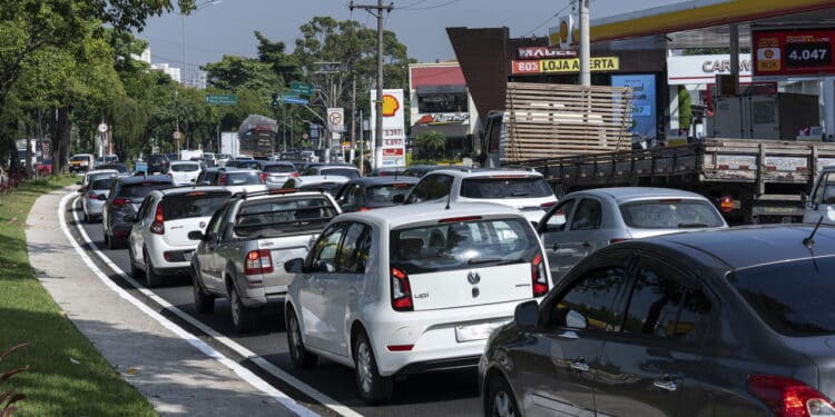 Prazo para todos os motoristas brasileiros mudarem para as placas Mercosul!