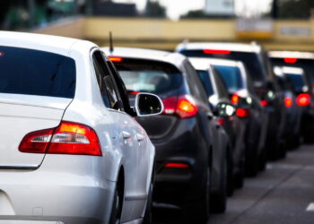 Motoristas precisam apresentar este documento para não levar multa em 2025