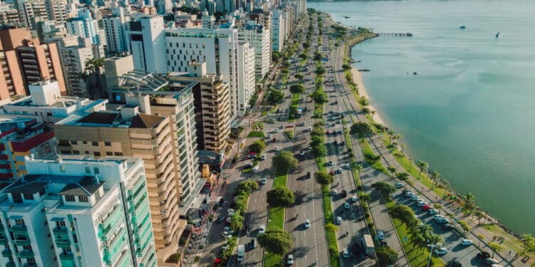 Brasileiros de todo o país estão se mudando para essa cidade por ser a mais segura do Brasil!