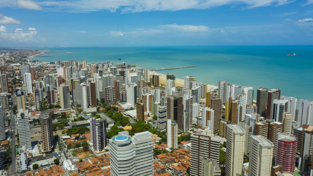 Essa cidade nordestina criou um modelo único de turismo que encanta o país!