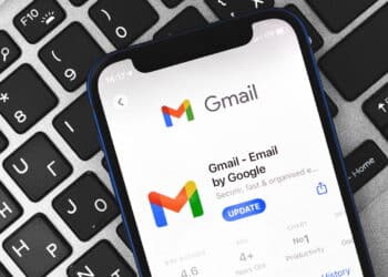 Aplicativo do Gmail da Google Play Store - Créditos: depositphotos.com / FellowNeko